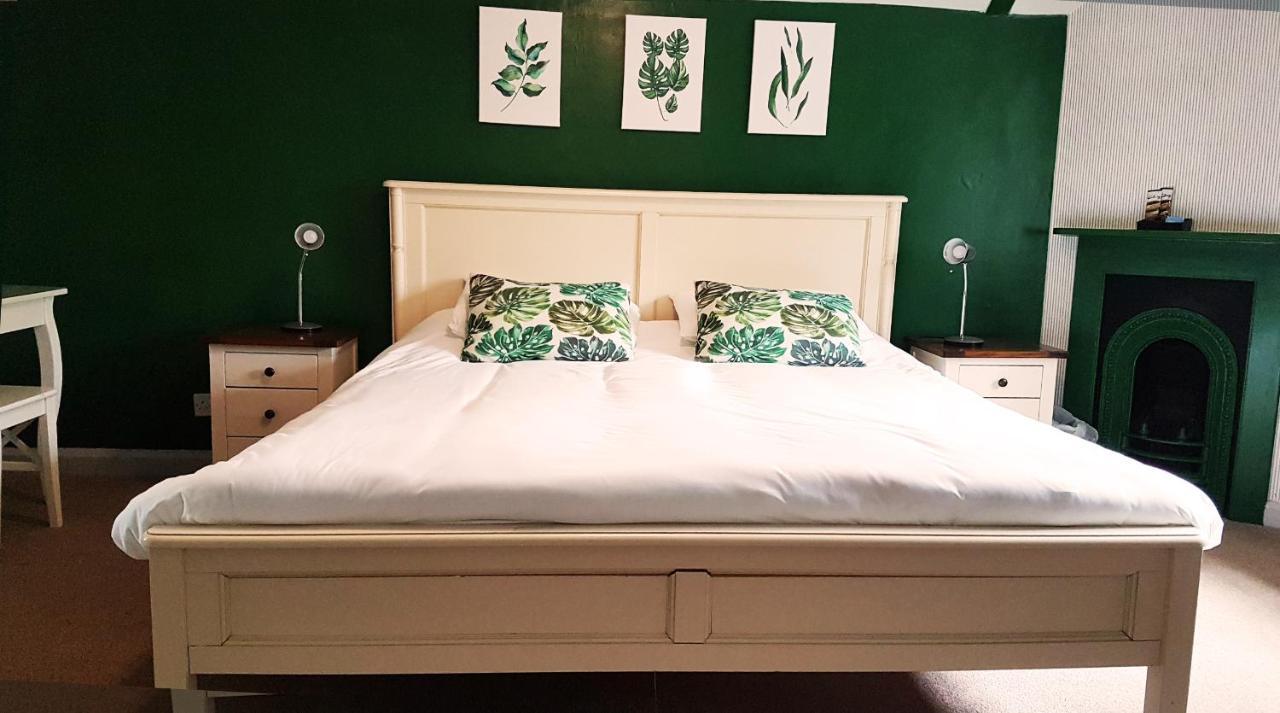 Bed and Breakfast The Royal Oak Duddington Stamford Esterno foto