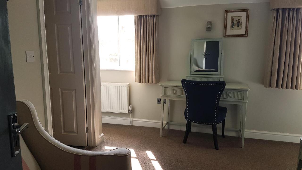 Bed and Breakfast The Royal Oak Duddington Stamford Esterno foto
